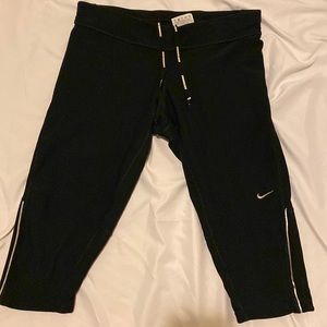 Nike Cropped Leggings